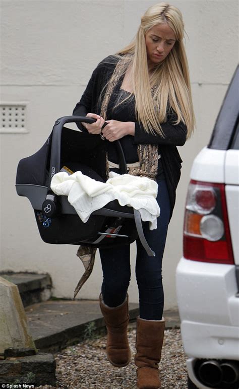 Chantelle Houghton Goes House Hunting With Baby Dolly Amid Claims Ex