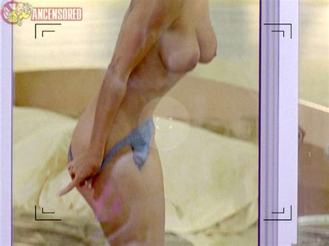 Bobbie Phillips Full Frontal Nude