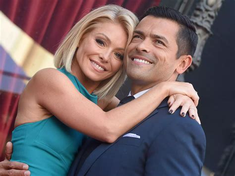 Kelly Ripa Says She And Mark Consuelos Solve Almost Every Marriage