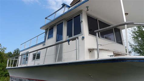 36 Foot Houseboat For Sale In The Lindsay Area Northeast Of Toronto