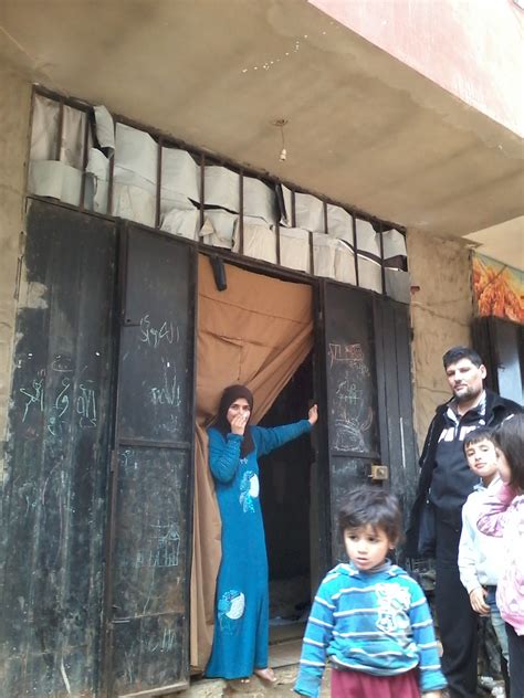 Syrian Refugees Living In Garages In Tripoli North Lebanon نزاعات هجرة The New Humanitarian