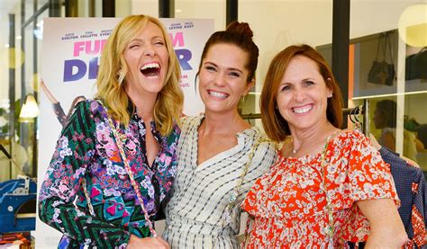 Fun Mom Dinner Cast Enjoys A Fun Night Out Together Katie Aselton Molly Shannon Toni