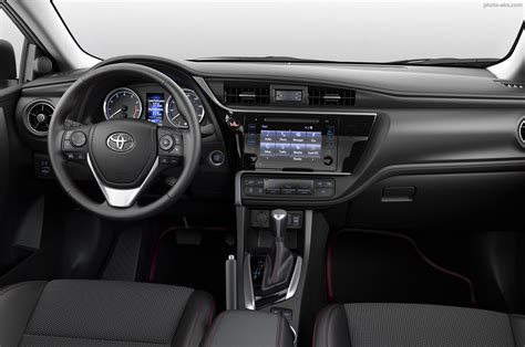 نمای داخلی ماشین تویوتا کرولا Toyota Corolla Interior