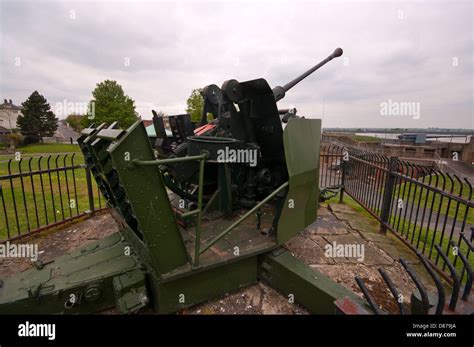 Bofors L70 40mm Anti Aircraft Gun Stock Photo Alamy