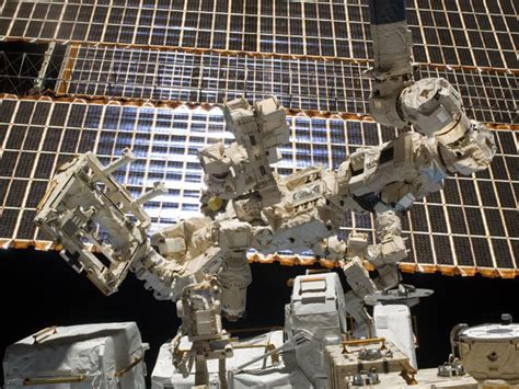 Canadian Space Agency Dextre Gets To Work Spaceref