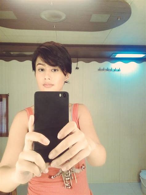 Airtel 4g New Ad Girl Sasha Chettri 12 Personal Life Selfie Photo