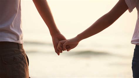100 Romantic Soulmate Holding Hand Quotes