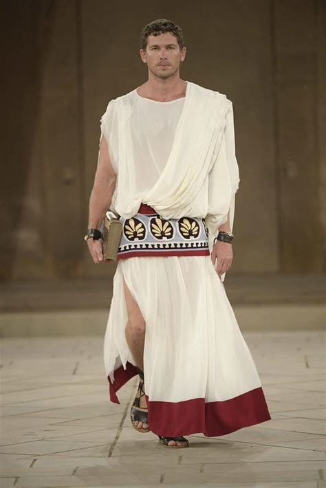 Dolce And Gabbana Looks To The Gods Gq Middle East