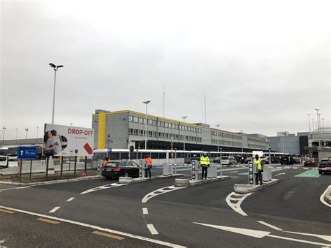 Langer Dan 10 Minuten In Drop Off Brussels Airport Forfait Van 10 Euro