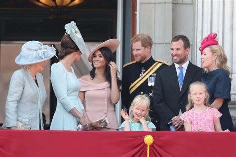 Kate Middleton And Meghan Markle Curtsy For Queen Elizabeth Popsugar