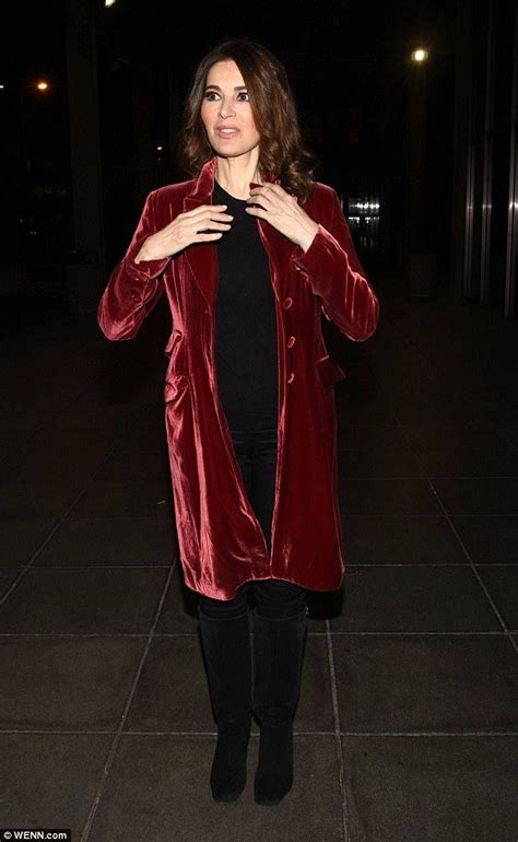 nigella lawson shows off trim figure in chic velvet coat nigella lawson nigella style challenge