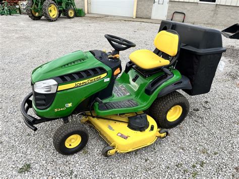 2019 John Deere S240 Lawn And Garden Tractors Machinefinder