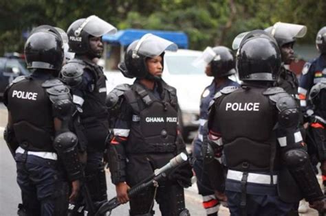 If You Can Believe It Ghana Police Officers Turn Down Ghc 10000 Bribe To Bust Huge Weed