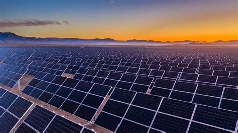 Ewec Bids For The Worlds Largest Solar Power Plant Project Gineersnow