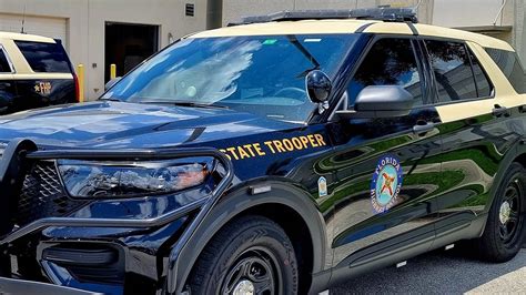 man killed in single car crash in nassau county florida highway patrol says 104 5 wokv