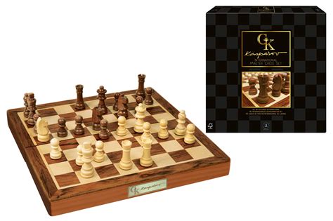 Kasparov International Master Chess Set