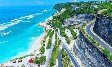 Harga parkir tempat wisata yang di berikan juga tidak terlalu mahal dan bisa dibilang dalam harga wajar. 10 Pantai di Bali Banyak Bule Cocok Untuk Anak Anti ...