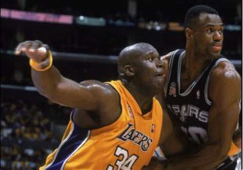 Sb Nation Explains The Beef Between David Robinson Shaquille Oneal
