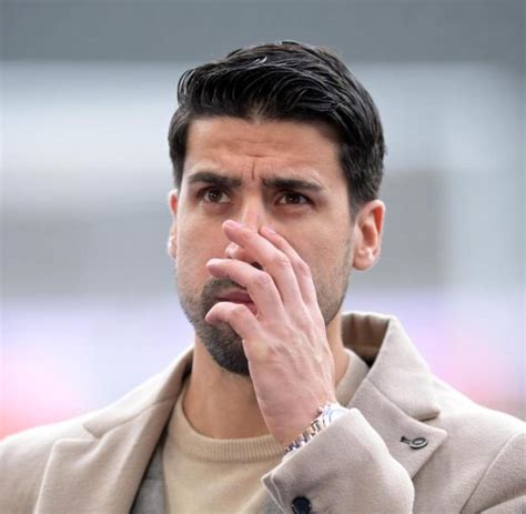 Sami khedira futbol kariyerinin son döneminde almanya bundesliga ekibi hertha berlin'de forma giymişti. Khedira im Berlin-Derby zurück im Kader von Hertha BSC - WELT