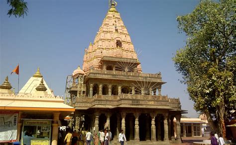 Visit Two Jyotirlinga Temples In Madhya Pradesh