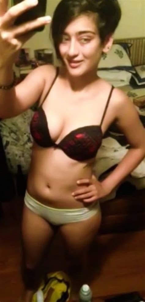 Akshara Haasan Nude Leaked Photos The Fappening