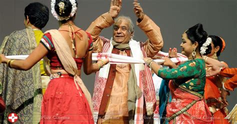 Kathak Maestro Pandit Birju Maharaj Felicitated With Traditional Assam