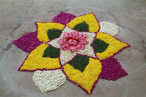 15 Best Flower Rangoli Designs Ideas For Pongal 2023