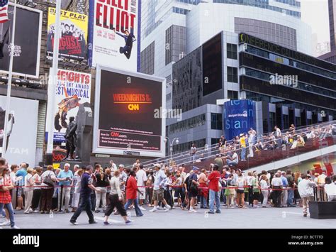 New York City Broadway And Times Square Tkts Buying Discounted Theater