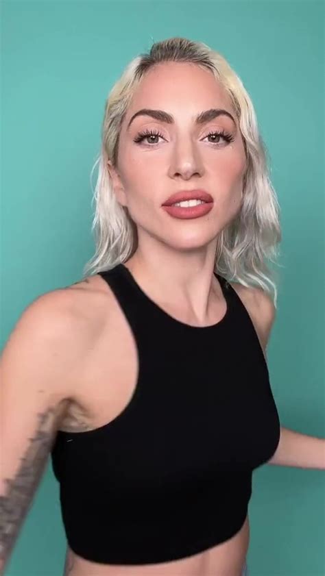 Lady Gaga Looks Completely Unrecognizable As She Reveals Her Real Skin Texture And Natural Hair