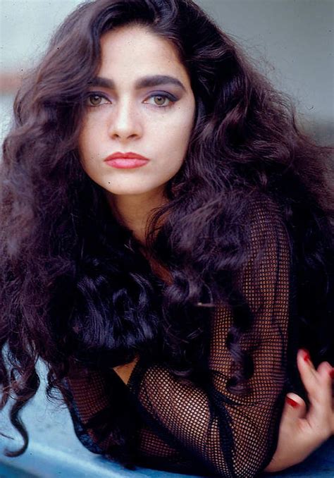 Claudia ohana e ney latorraca estrelam o espetáculo, produzido pela aventura entretenimento, no teatro riachuelo rio, com texto de antonio calmon e concepção e direção geral de jorge fernando. Claudia Ohana relembra Natasha da novela 'Vamp': 'Vampiros ...