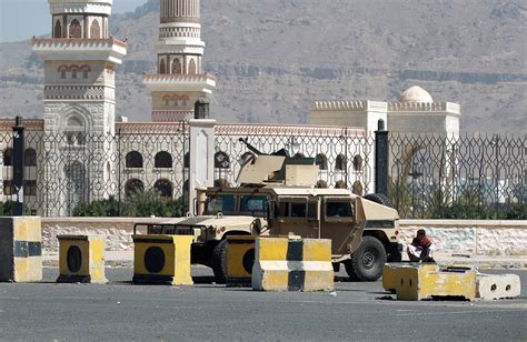 Yemen's President Hadi Yields to Houthi Demands But Gunmen ...