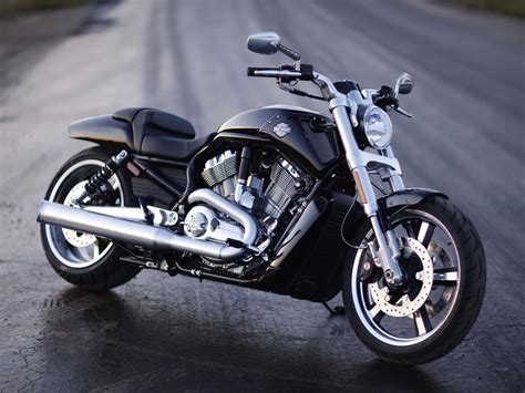 We'd like to present you with a collection of harley davidson motorcycle to decorate your desktop backgrounds. wallpapers: Harley Davidson Bikes Wallpapers