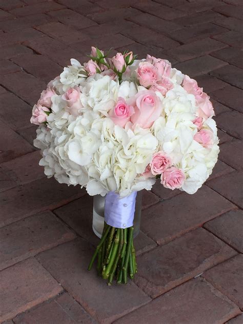 Pin By Gabriela Smirnova On Centrepiece Ideas Pink Hydrangea Bouquet