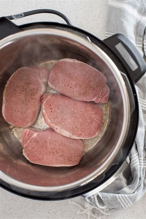 The center portion of the loin is boned out and in some places these chops are known as top loin chops. Shortcut Instant Pot / Pressure Cooker Boneless Pork Chops - Pressure Cooking Today™