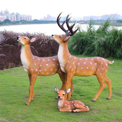 Amusement Park Decoration Life Size Resin Fiberglass Garden Deer Statue
