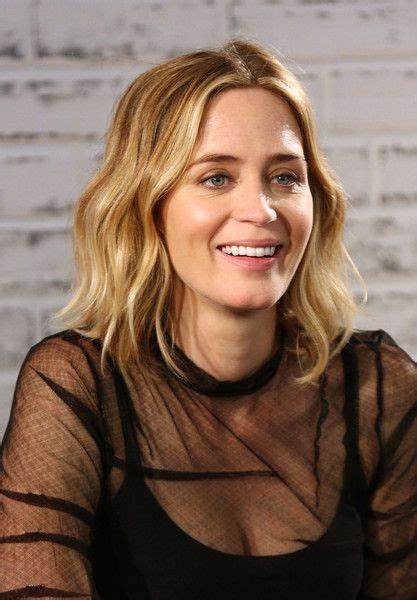 14 Ace Emily Blunt Bob Hairstyle