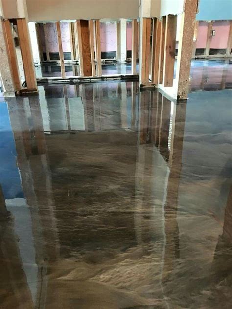 Pin By Brandi Knowles On Ideas For My Home Metallic Epoxy Floor
