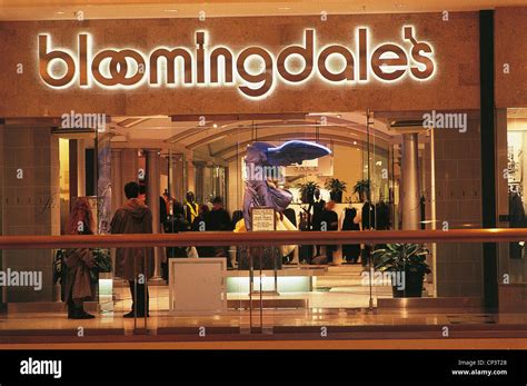 United States Of America Trade Center Chicago Illinois Bloomingdales