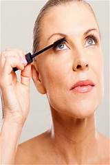 Eye Makeup Tips For 40 Year Olds Pictures
