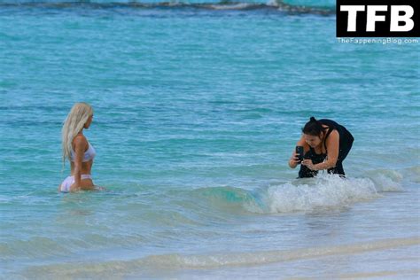 Kim Kardashian Shows Off Her Sexy Figure In A White Bikini During An Idyllic Getaway To Turks