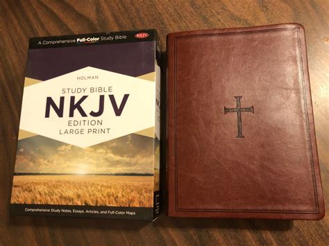 PERSONALIZED ** NKJV Large Print Study Bible Indexed - Brown