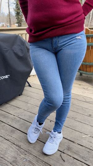 Scarlet Has A Big Jeans Wetting Accident Outside Wet Scarlet Clips Sale