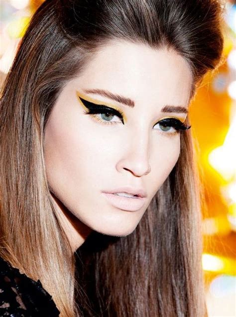 37 The Best Ideas To Rock Colored Eyeliner Colored Eyeliner Dramatic