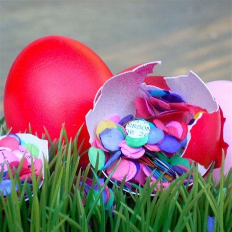 Cascarones Confetti Eggs Ten Dozen Red And Pink By Gracieseggies Confetti Eggs Spring Fun