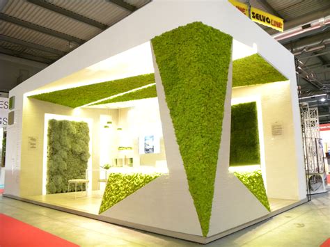 Moss Wallandprojects Verdeprofilo Diseño De Stands Disenos De Unas