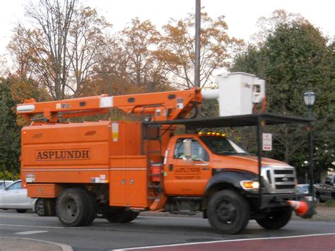 Ford Chipper Dumpbucket Truck Asplundh Tree Service Flickr