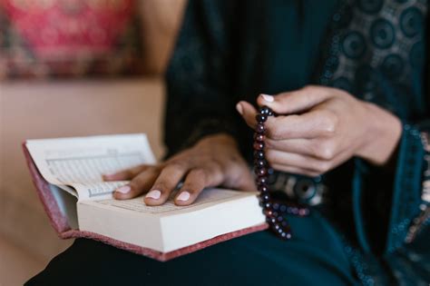 هل يجوز للحائض ختم القرآن من الهاتف