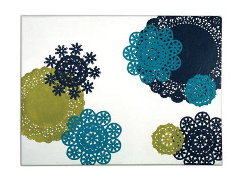 Painted Doily Canvas With Images Crafts Craft Projects Canvas