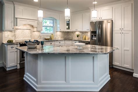 What Color Countertop With White Shaker Cabinets