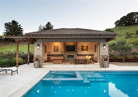 Outdoor Pool House Designs